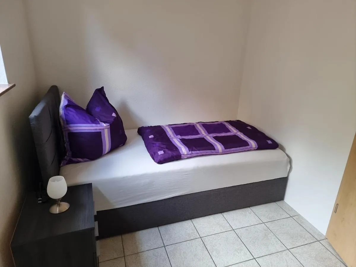 Apartment Ug Ferienwohnung Am Ortsrand Von Oberhaid Germany
