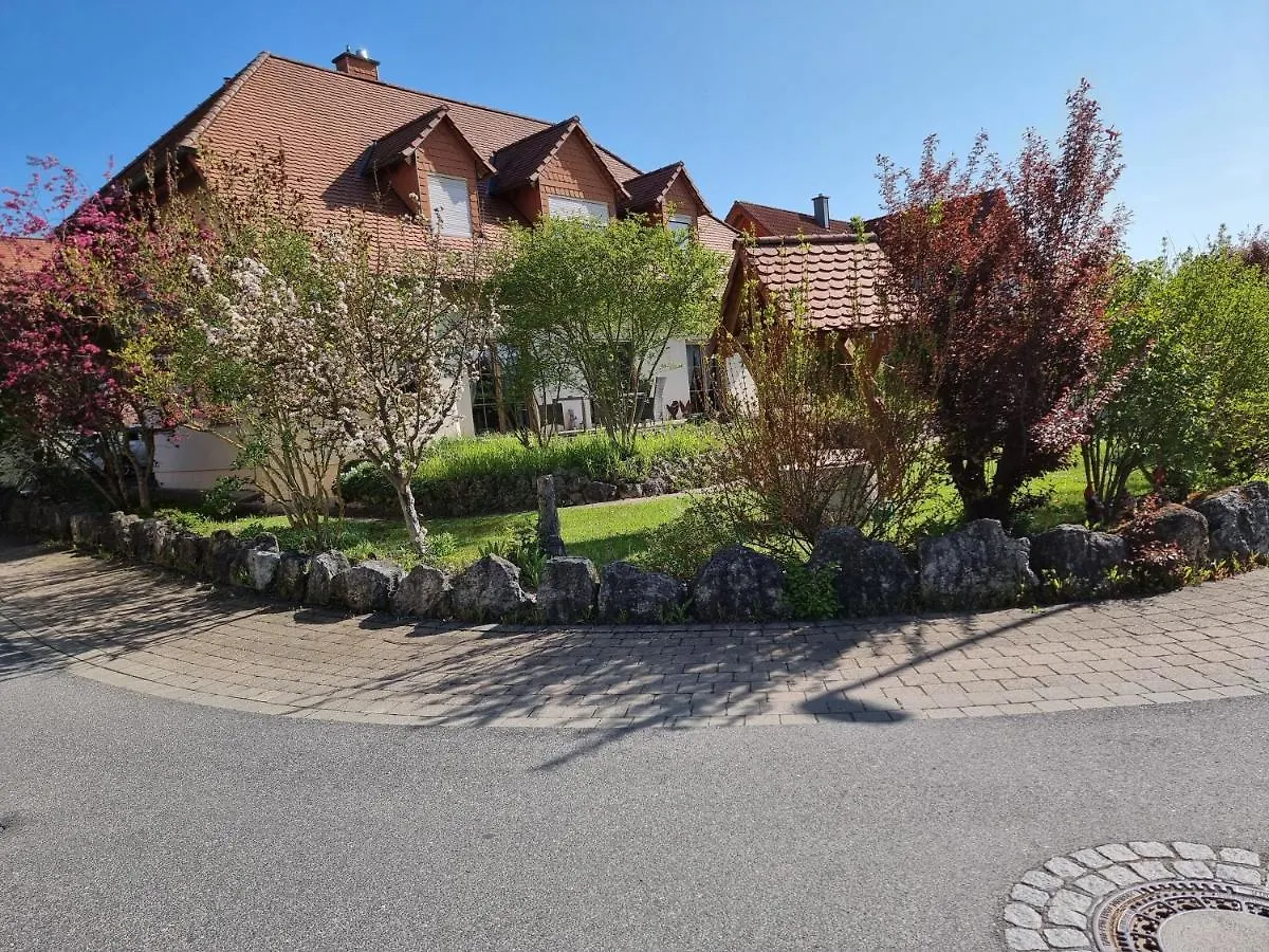 Ug Ferienwohnung Am Ortsrand Von Oberhaid